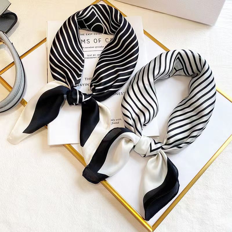 แฟชั่นสแควร์ 70 ซม.สีดําและสีข - Silk Tie Striped บทวิจารณ์และราคา