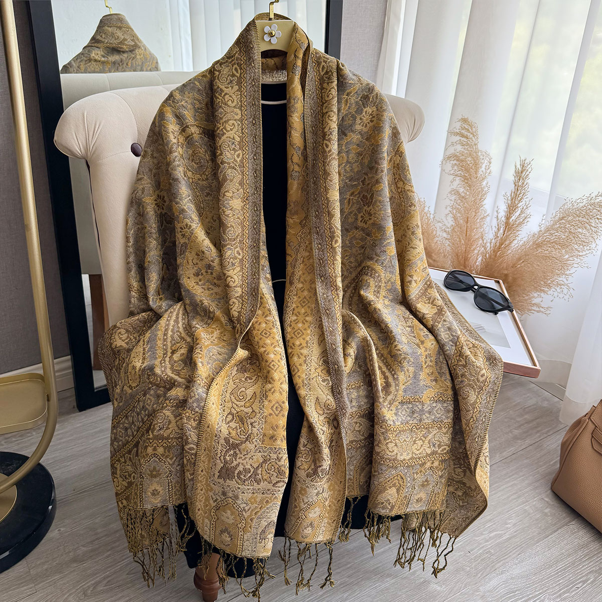 2025 พู่ผ้าห่มออกแบบสไตล์ชาติพ - Woven Scarf Blanket บทวิจารณ์และราคา